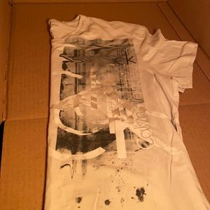 Calvin Klein tee shirt
